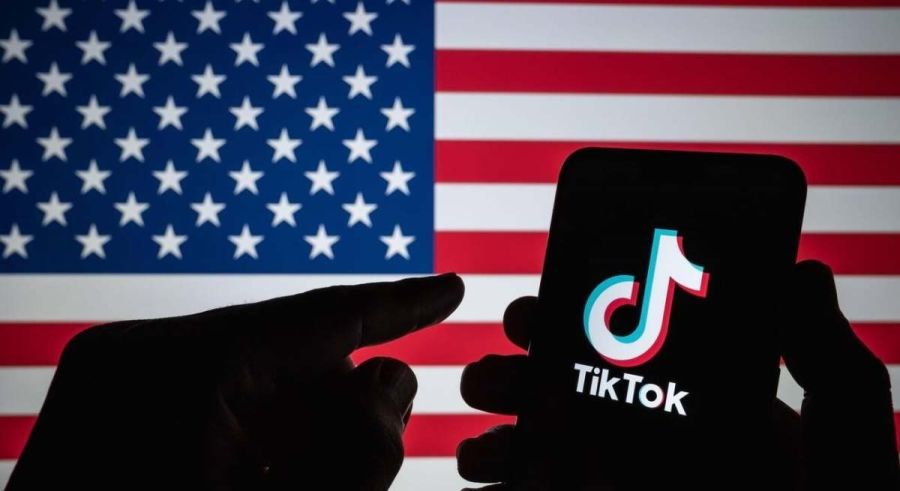Perplexity, rival de ChatGPT, puja por fusionarse con TikTok y salvar el bloqueo estadounidense